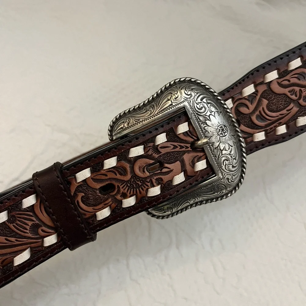 Nocona tooled brown leather belt contrast seam EUC - Picture 7 of 11